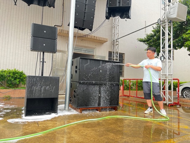 loa sandy chong nuoc